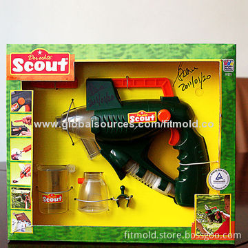 Plastic toys with injection molding, oil coating, screen printing, labeling and assembly